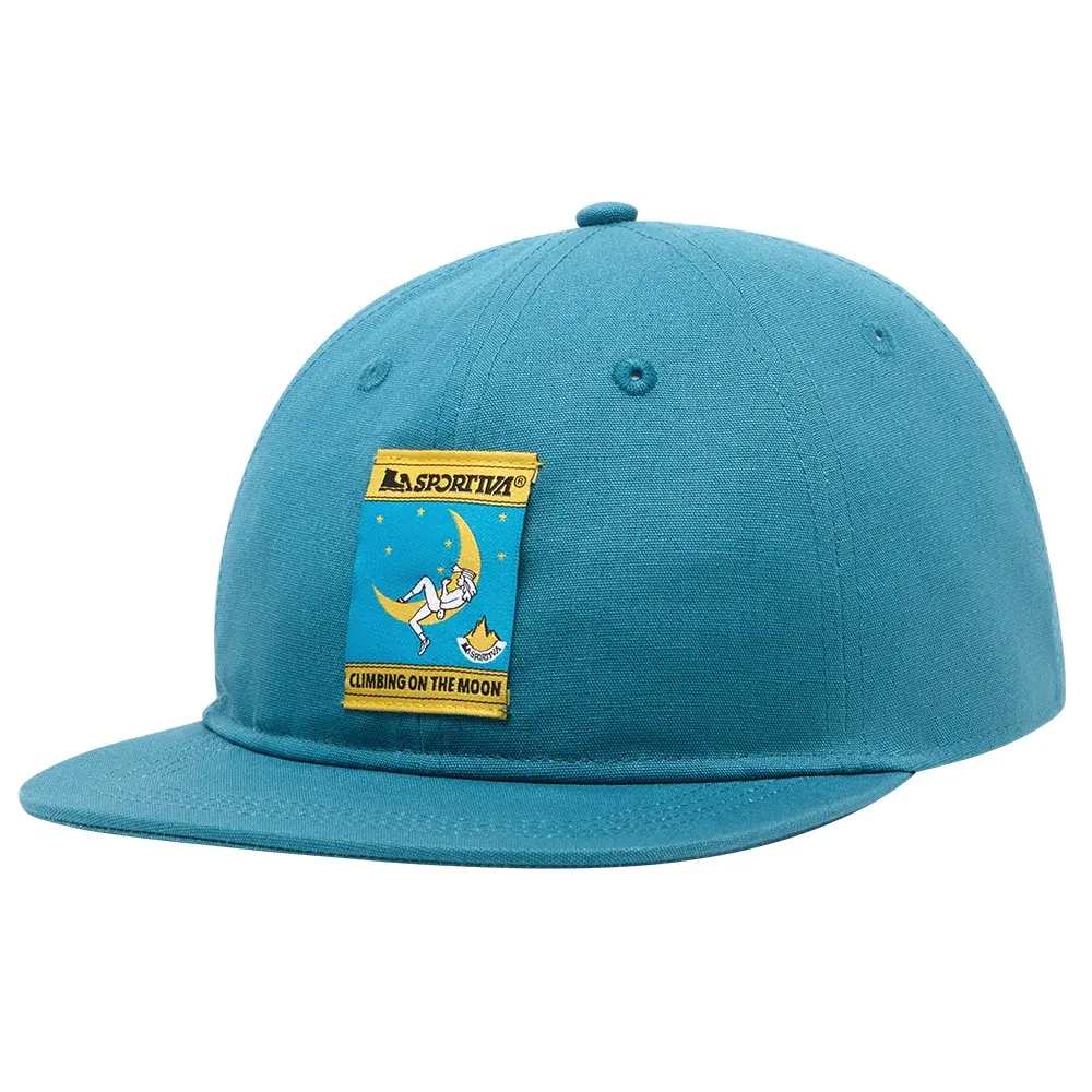 Kappe La Sportiva Climbing on the Moon Hat lake